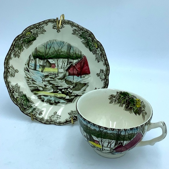 Johnson Bros. “The Icehouse” Teacup & Saucer - Picture 1 of 8